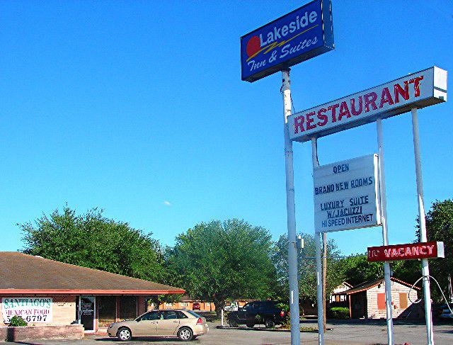 Lakeside Inn & Suites By Oyo Mathis I 37 Eksteriør bilde